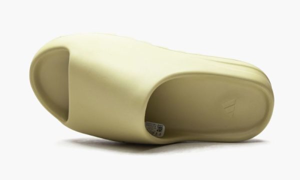 adidas-yeezy-yeezy-slide-resin-2021_16789174_33089624_800