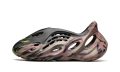 adidas-yeezy-foam-runner-mx-carbon_18977915_43159235_2048