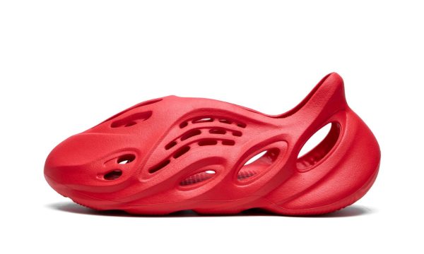 adidas-yeezy-yeezy-foam-runner-vermillion_17552689_43045546_2048